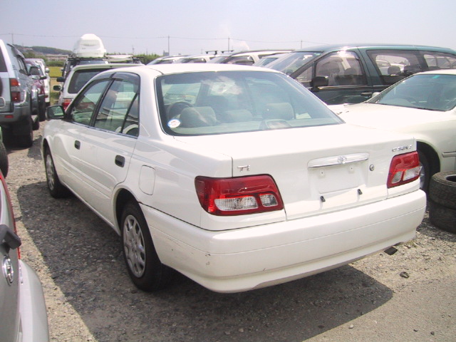 2000 Toyota Carina