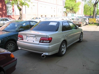 2000 Toyota Carina