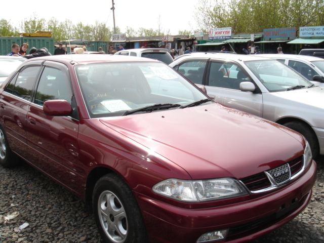 2000 Toyota Carina