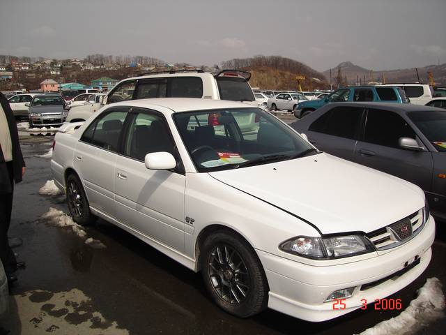 2000 Toyota Carina