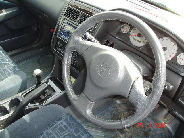 2000 Toyota Carina