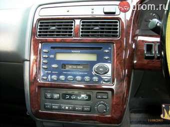 2000 Carina