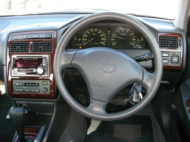 2000 Toyota Carina