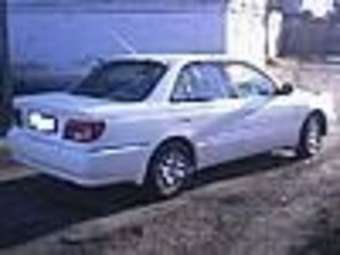 2000 Carina