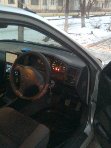 2000 Toyota Carina