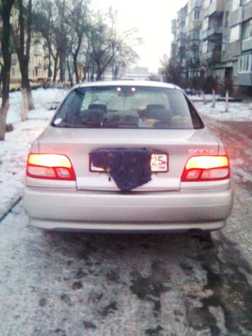 2000 Toyota Carina