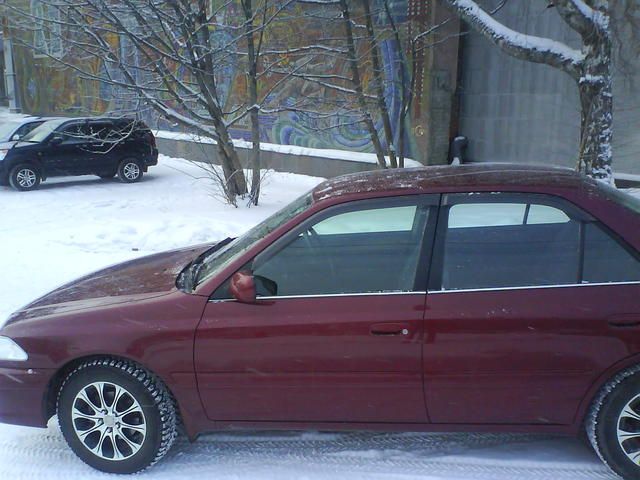 2000 Toyota Carina
