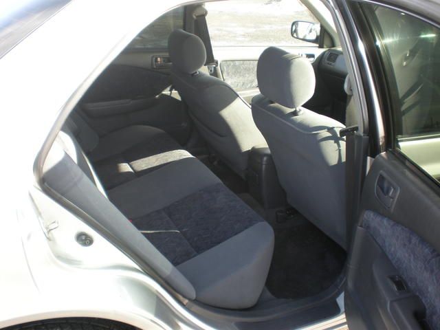 2000 Toyota Carina