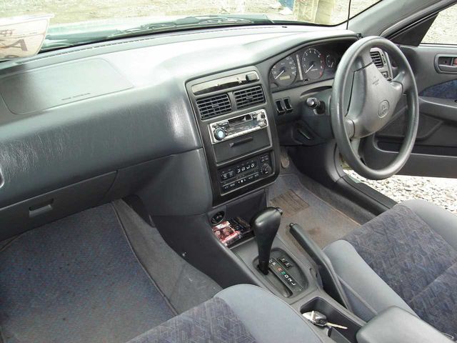 2000 Toyota Carina