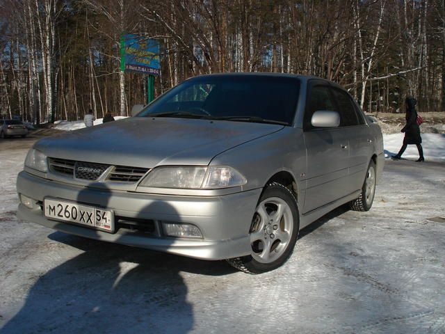 2000 Toyota Carina