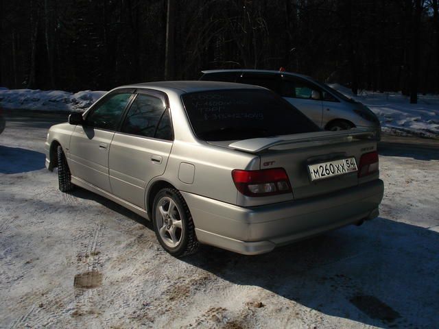 2000 Toyota Carina