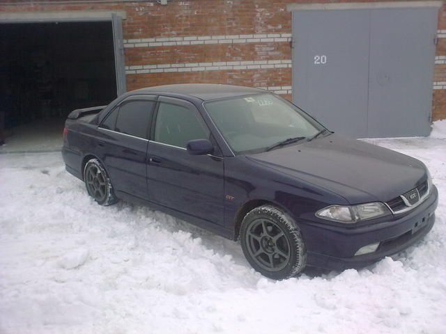 2000 Toyota Carina
