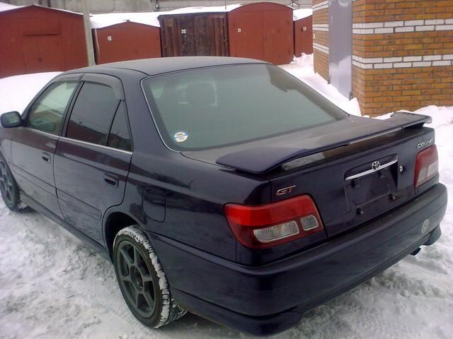 2000 Toyota Carina