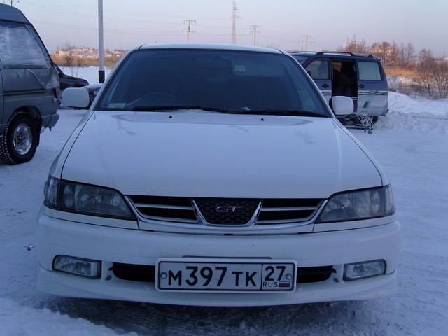 2000 Toyota Carina