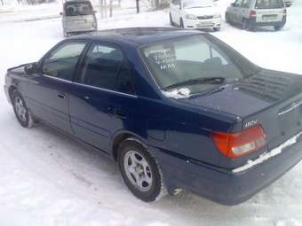 2000 Carina