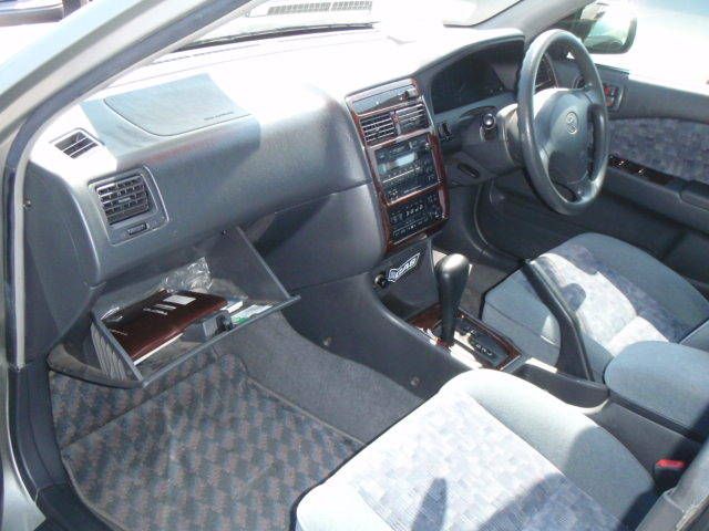 2000 Toyota Carina