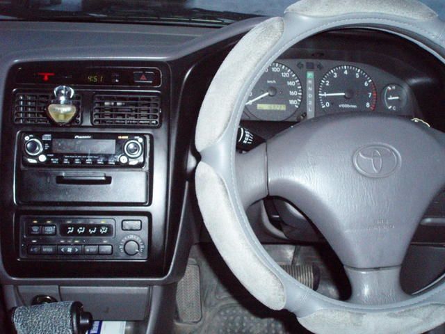 2000 Toyota Carina