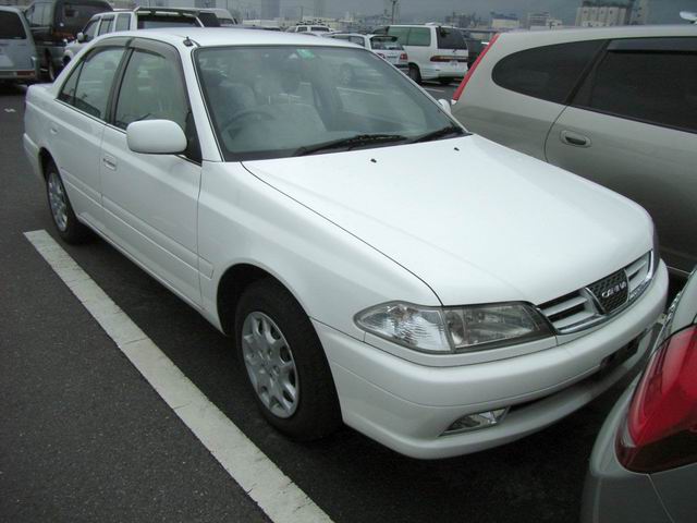 2000 Toyota Carina Pictures