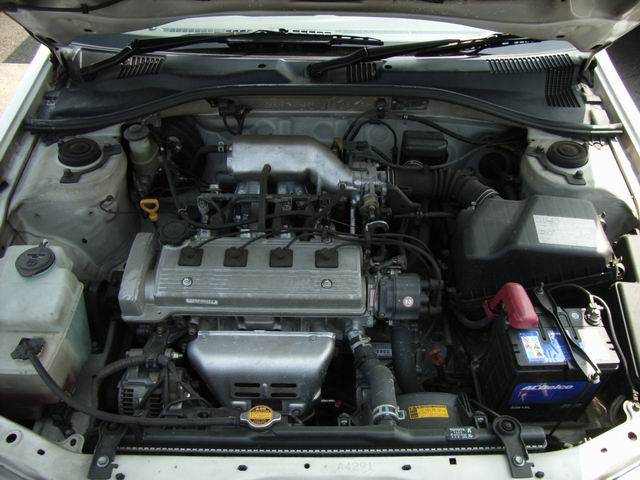 2000 Toyota Carina Pics