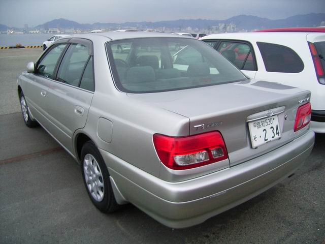 2000 Toyota Carina Pics