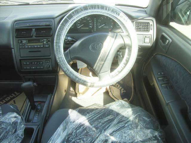 2000 Toyota Carina Pictures