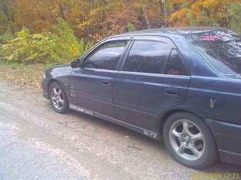 2000 Toyota Carina Photos