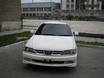 2001 Toyota Carina