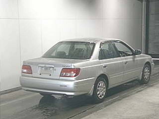 2001 Toyota Carina