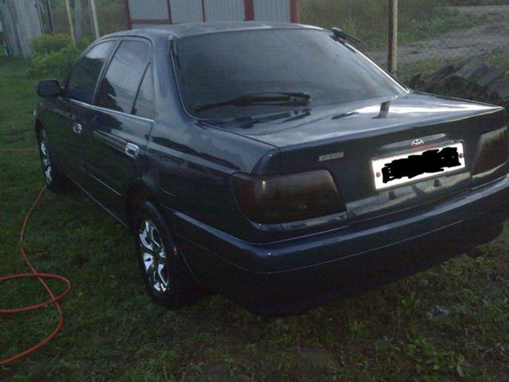 2001 Toyota Carina
