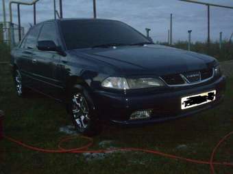 2001 Carina