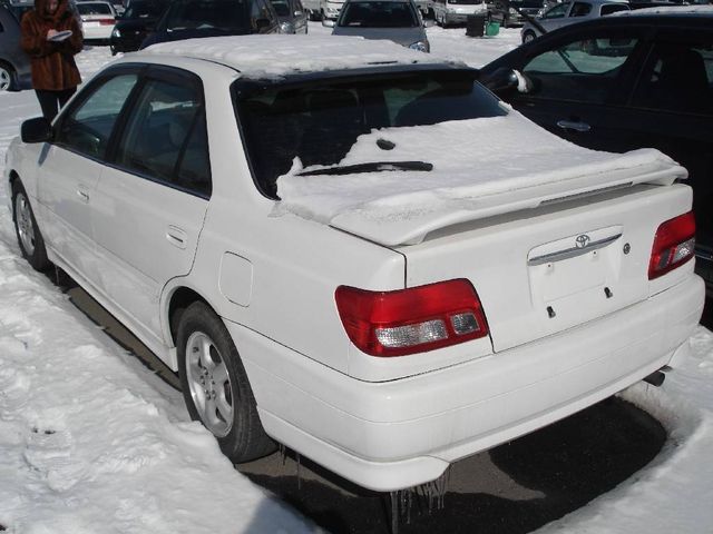 2001 Toyota Carina