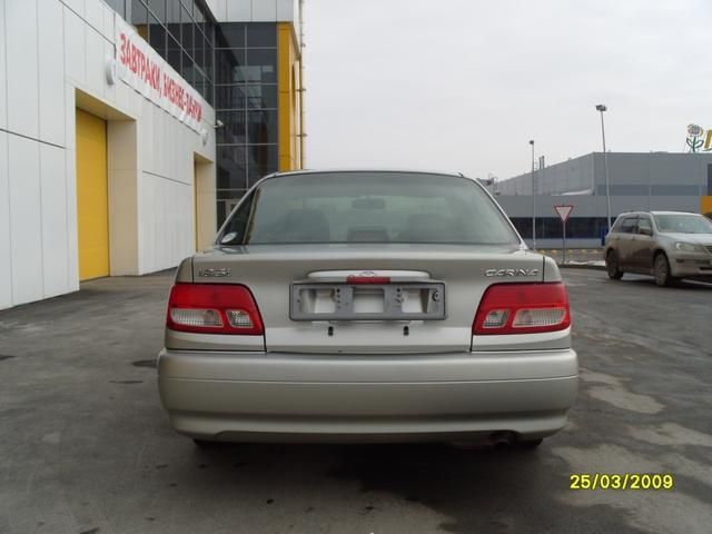 2001 Toyota Carina