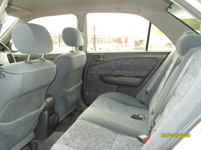 2001 Toyota Carina