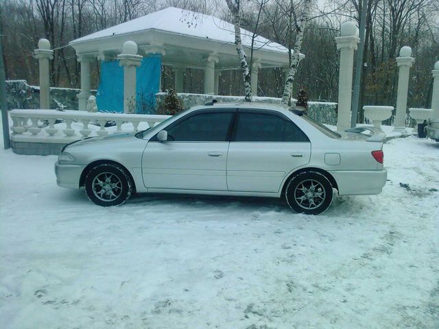 2001 Toyota Carina