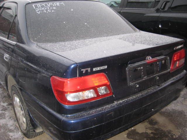 2001 Toyota Carina