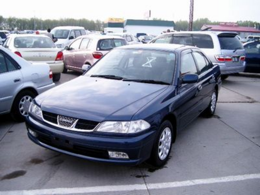 2001 Toyota Carina Pictures