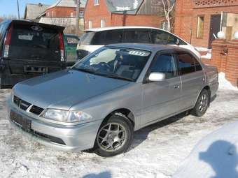 2001 Toyota Carina Photos