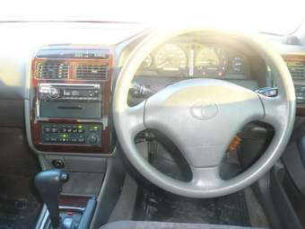 2001 Toyota Carina Pictures