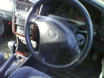 2001 Toyota Carina Photos