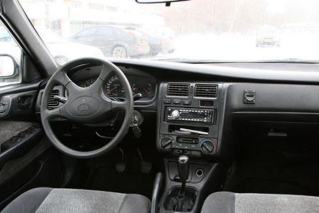 1994 Toyota Carina E