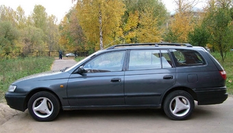 1995 Toyota Carina E