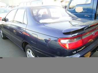 1995 Carina E