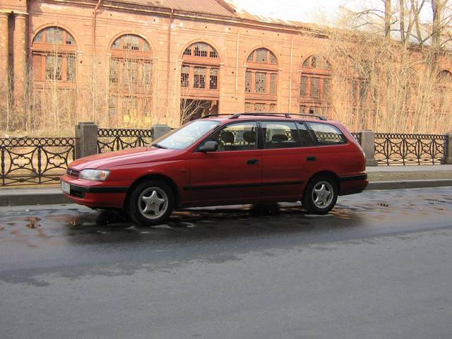 1995 Toyota Carina E