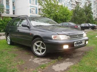 1995 Toyota Carina E