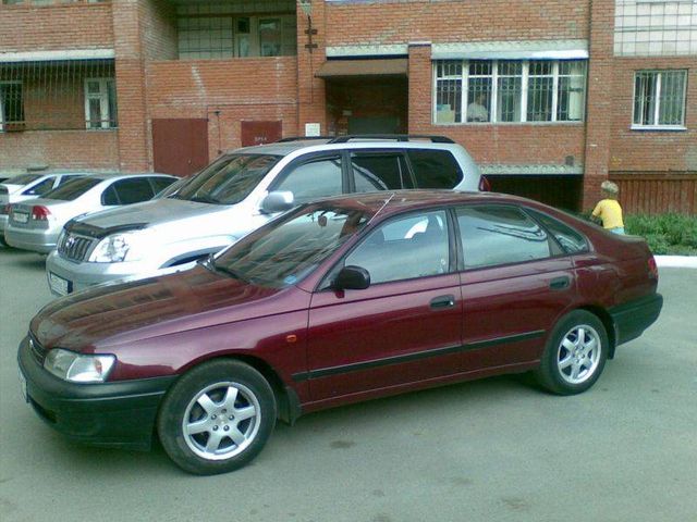 1995 Toyota Carina E