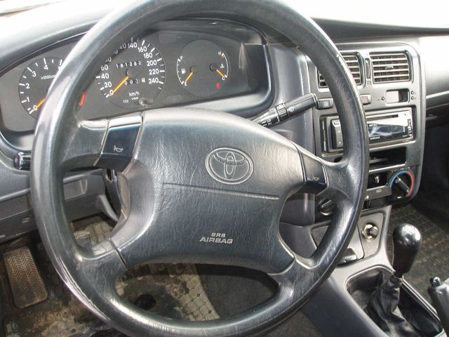 1996 Toyota Carina E