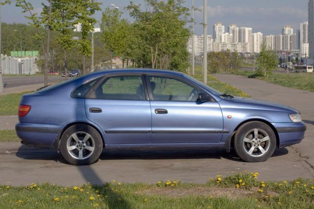 1996 Toyota Carina E