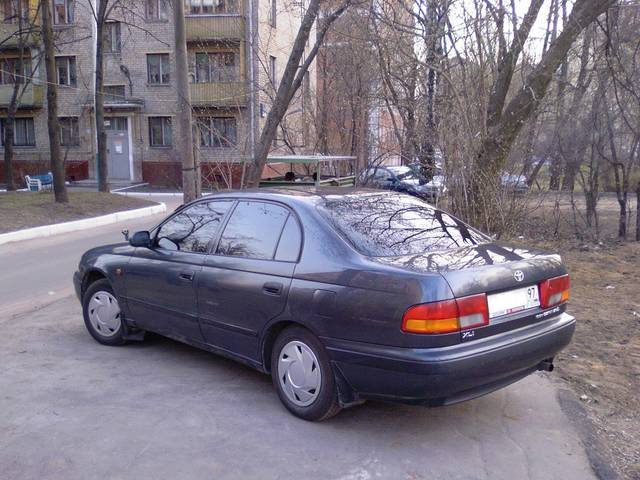 1997 Toyota Carina E