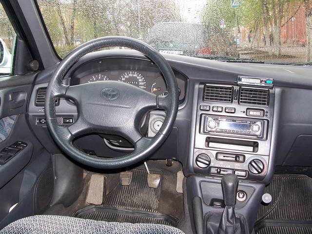 1997 Toyota Carina E