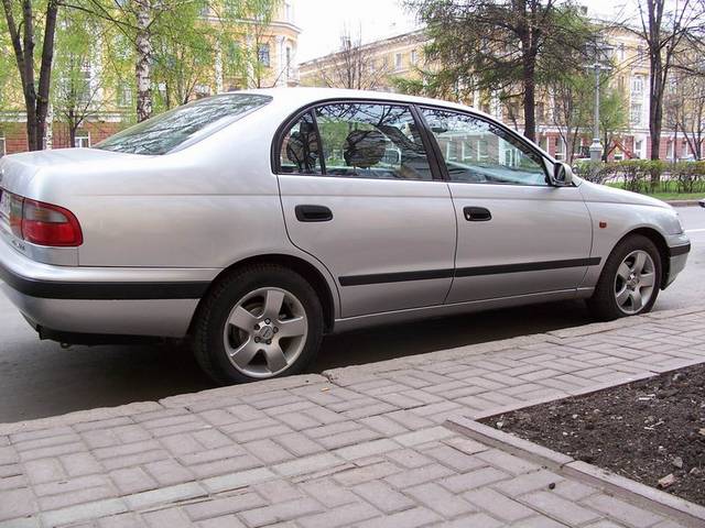 1997 Toyota Carina E